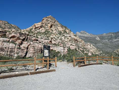 Petroglyph Wall Trailhead